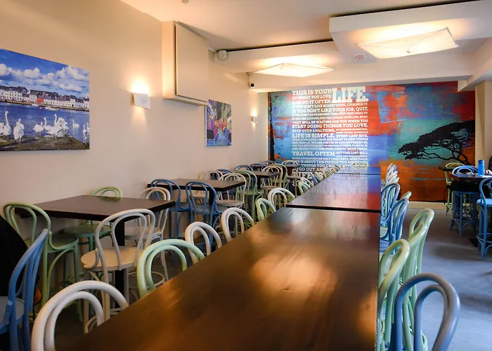 Hostel Kinlay Eyre Square - In Ireland 2025 Galway