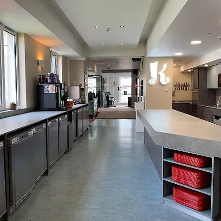 Kinlay Eyre Square Hostel