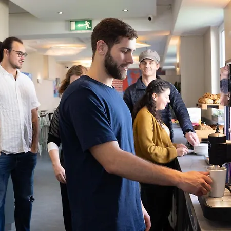 Kinlay Eyre Square Hostel