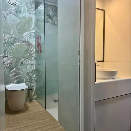 Hostel Kinlay Eyre Square Galway