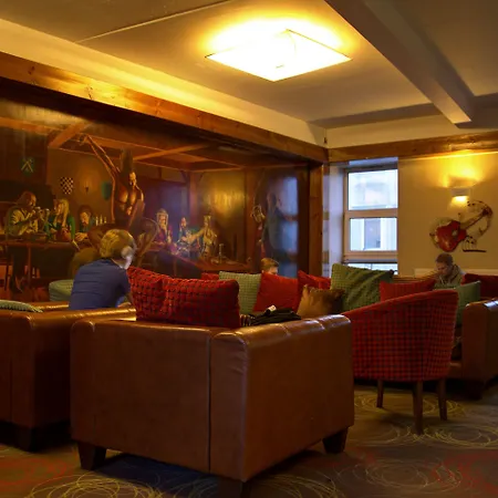 بيت شباب Kinlay Eyre Square - In Ireland 2025