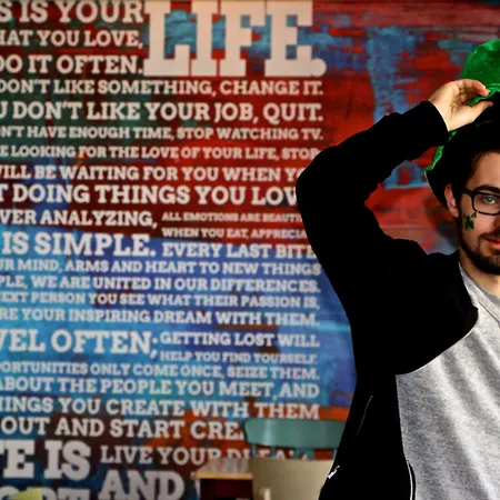 Kinlay Eyre Square - In Ireland 2025 غالواي