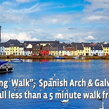 Kinlay Eyre Square - In Ireland 2025 غالواي