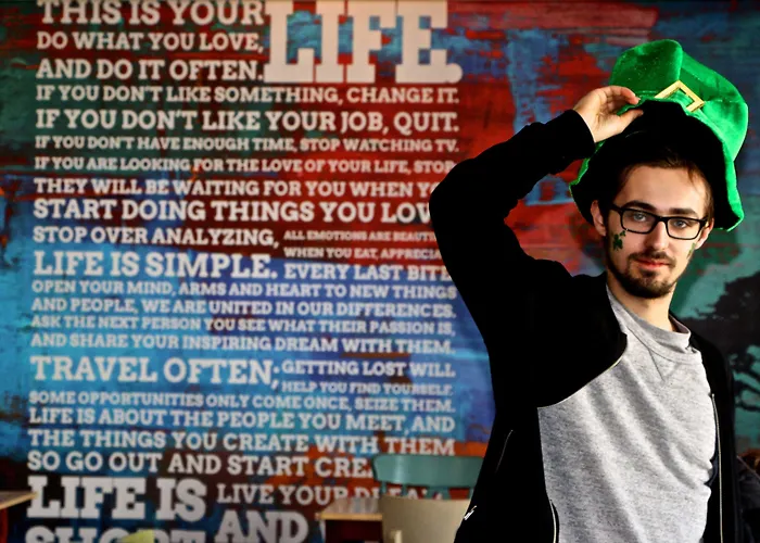 Kinlay Eyre Square - In Ireland 2025 Galway