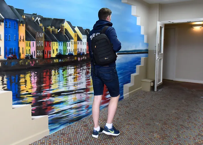 Hostel Kinlay Eyre Square - In Ireland 2025 *