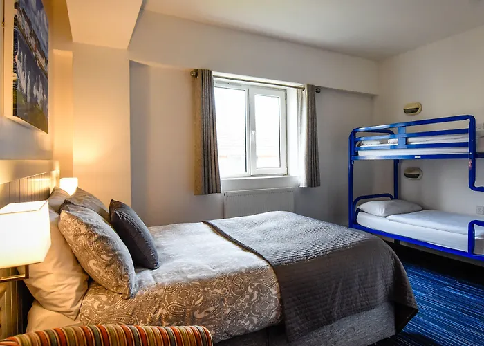 Kinlay Eyre Square - In Ireland 2025 Galway